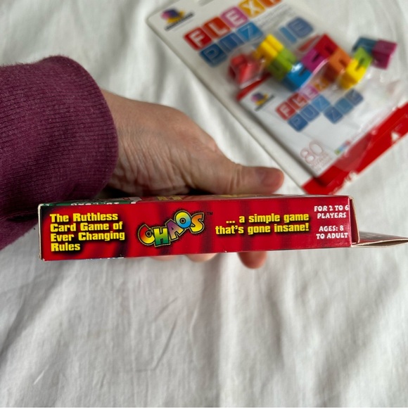Lot of 2 New Games Flexi Puzzle & Chaos Cards - Picture 8 of 8